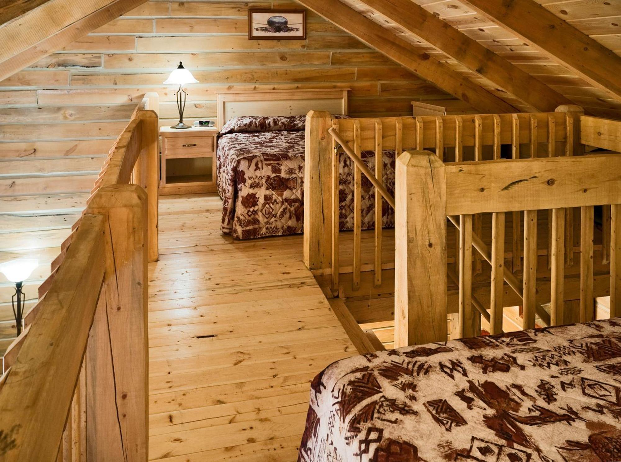 Rock Crest Lodge & Cabins كاستر المظهر الخارجي الصورة
