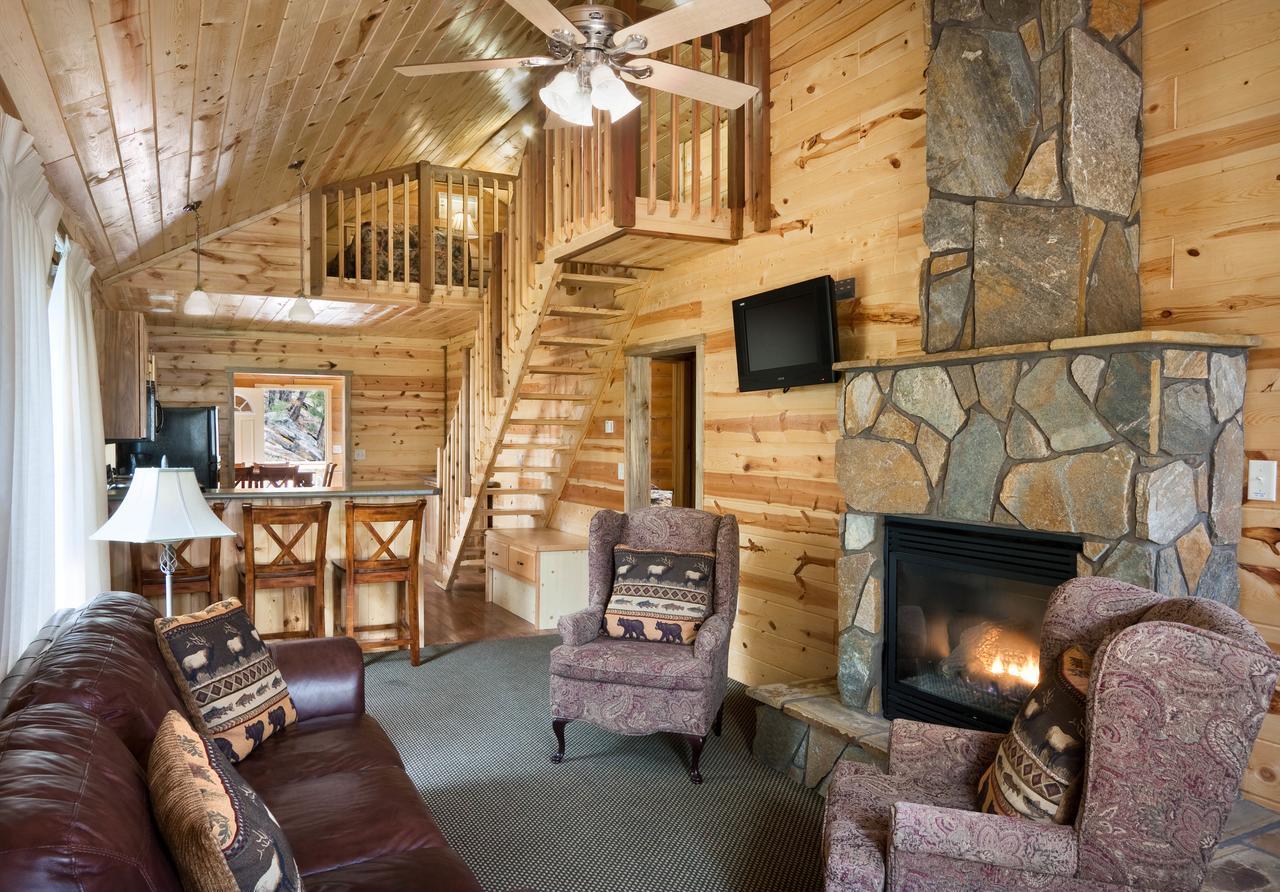 Rock Crest Lodge & Cabins كاستر المظهر الخارجي الصورة