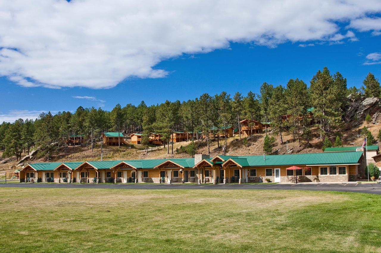 Rock Crest Lodge & Cabins كاستر المظهر الخارجي الصورة