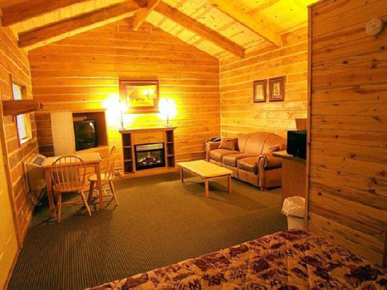 Rock Crest Lodge & Cabins كاستر الغرفة الصورة