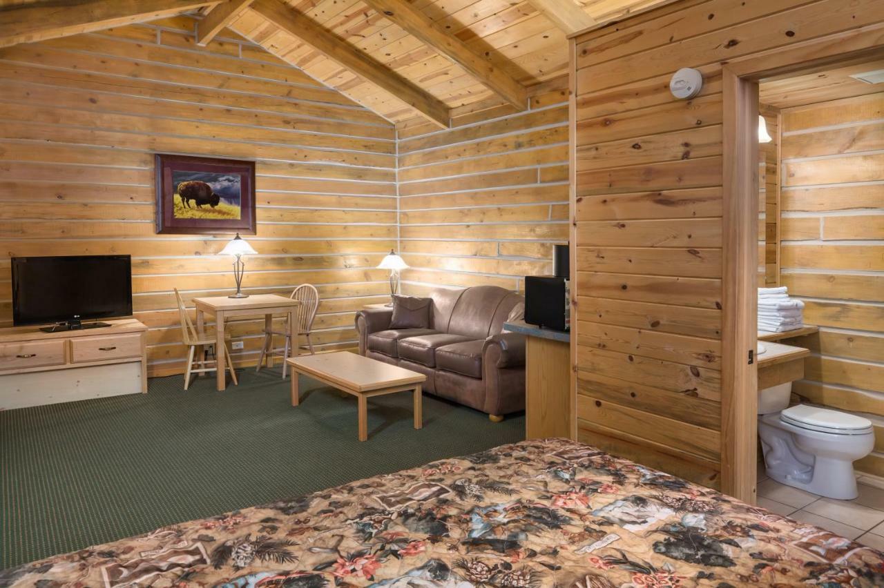 Rock Crest Lodge & Cabins كاستر المظهر الخارجي الصورة