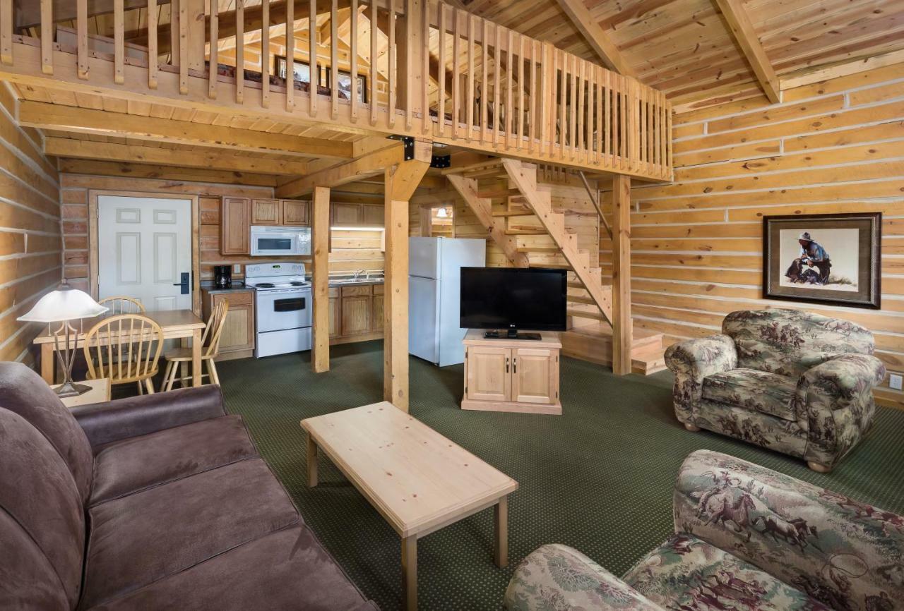 Rock Crest Lodge & Cabins كاستر المظهر الخارجي الصورة
